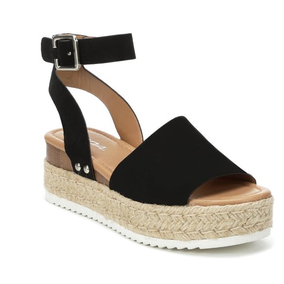 Forever 21 Shoes - SODA Black Sandals